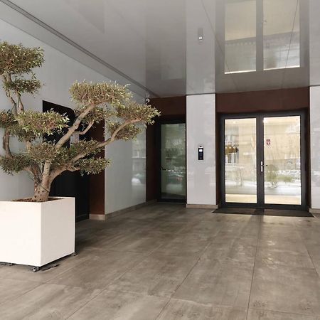 Schanz - Quietly Oriented - Private Parking - Balcony 브라티슬라바 외부 사진